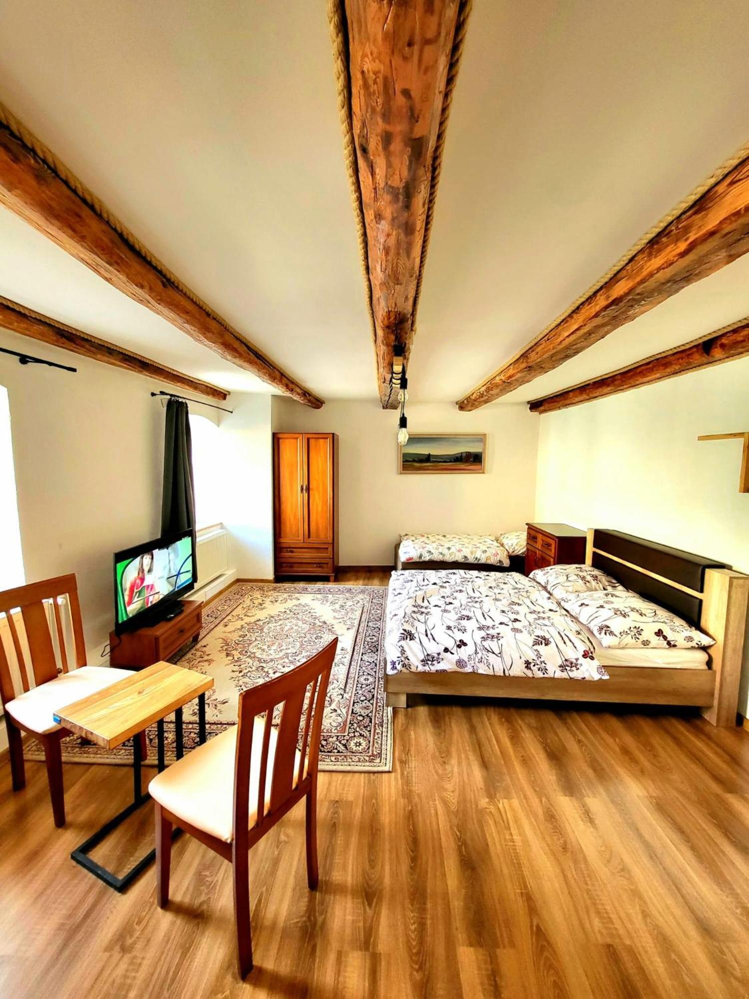Apartman Velicka Vinaren ポプラト エクステリア 写真