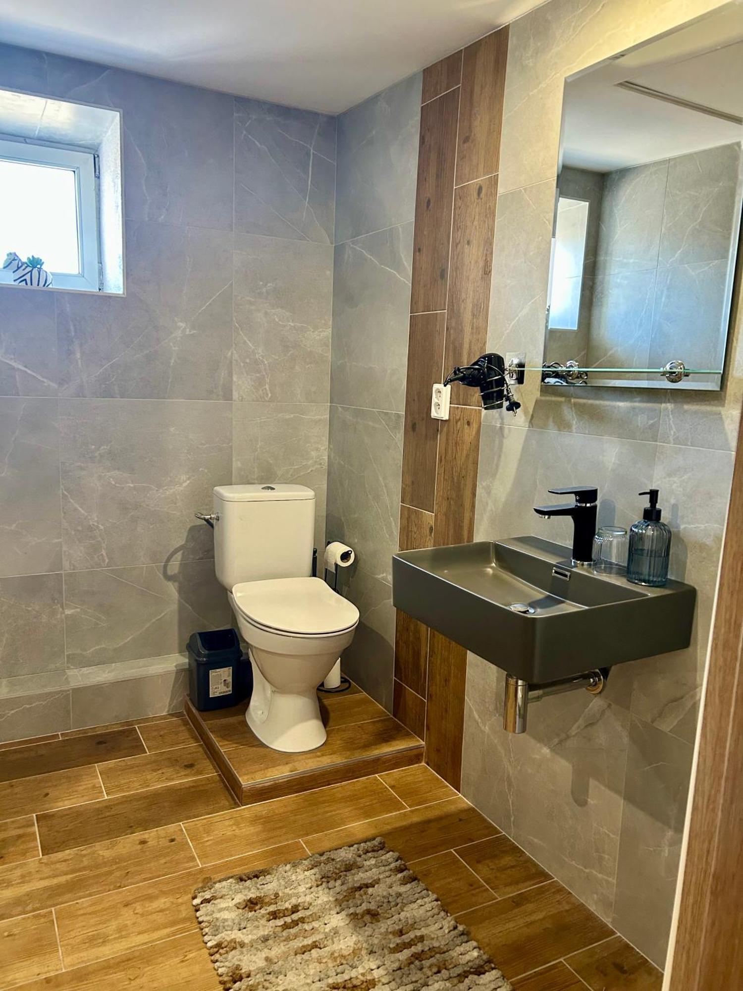 Apartman Velicka Vinaren ポプラト エクステリア 写真