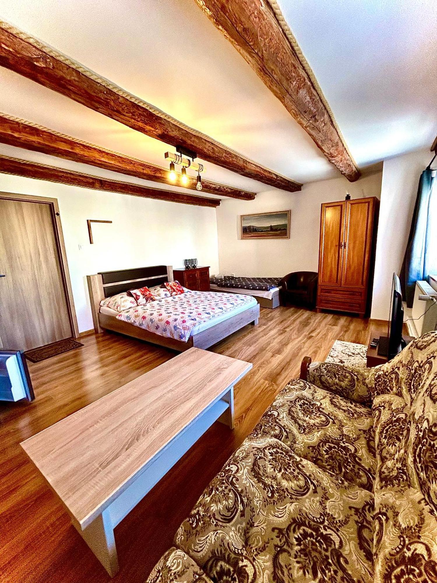Apartman Velicka Vinaren ポプラト エクステリア 写真